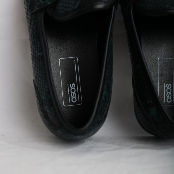 ASOS faux snake skin green black rounded toe size 7 loafers sliver buckle - Picture 3 of 7